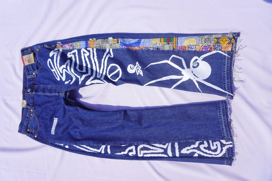 30/32 WIDE FLARE LUVORDRUGS 501 Levi Jeans