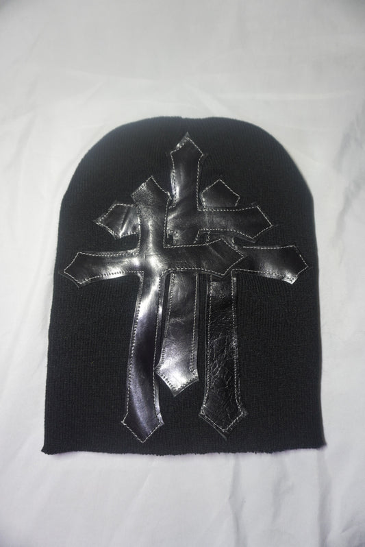 L.OR.D CROSS BEANIE